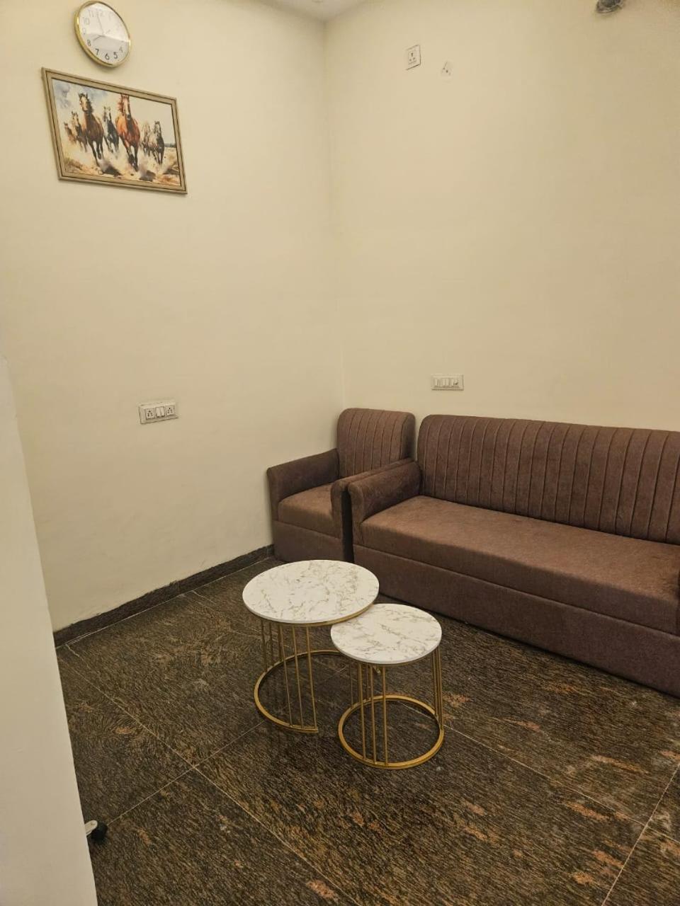 مبيت وإفطار نويدا الكبرى Ashirwaad 249 المظهر الخارجي الصورة