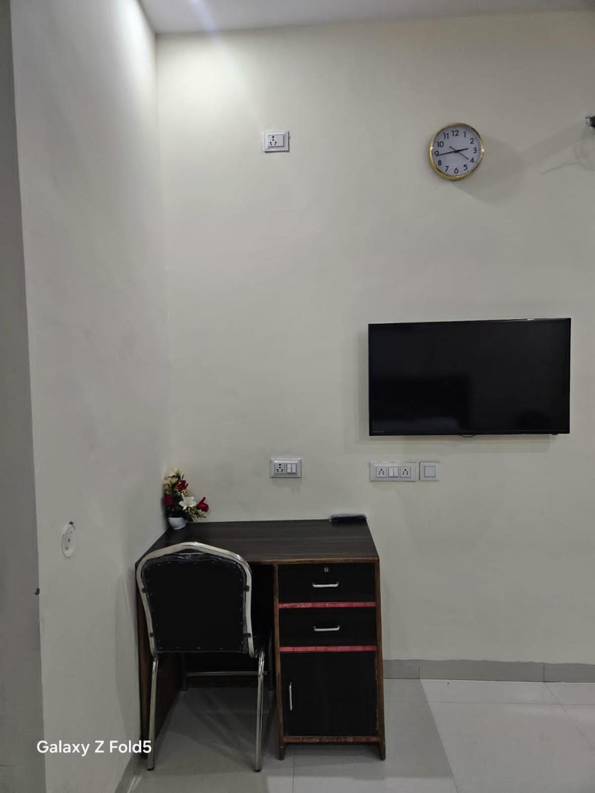 مبيت وإفطار نويدا الكبرى Ashirwaad 249 المظهر الخارجي الصورة